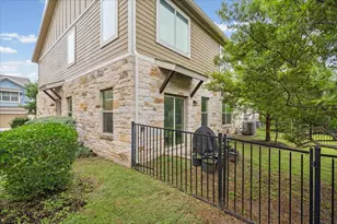516 E Slaughter Ln, Austin, TX 78744 - Photo 23