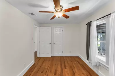 6409 Felix Avenue, Austin, TX 78741 - Photo 13