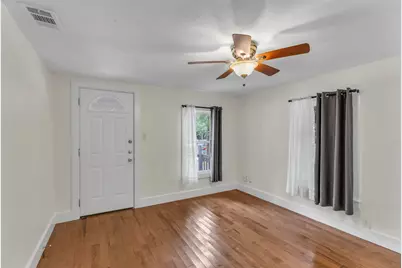 6409 Felix Avenue, Austin, TX 78741 - Photo 9