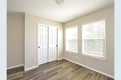 9212 Rowlands Sayle Road, Austin, TX 78744 - Photo 13