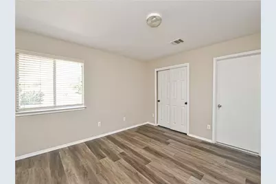 9212 Rowlands Sayle Road, Austin, TX 78744 - Photo 9