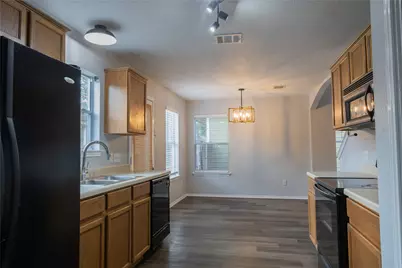 9212 Rowlands Sayle Road, Austin, TX 78744 - Photo 35