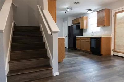 9212 Rowlands Sayle Road, Austin, TX 78744 - Photo 27