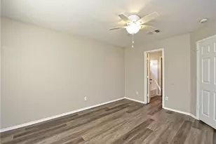 9212 Rowlands Sayle Rd, Austin, TX 78744 - Photo 21