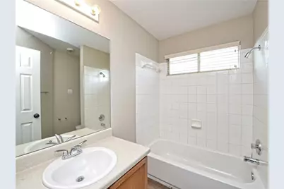 9212 Rowlands Sayle Road, Austin, TX 78744 - Photo 15