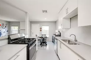 2315 Burleson Rd, Austin, TX 78741 - Photo 9