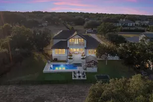 1008 Eagle Point Dr, Georgetown, TX 78628 - Photo 1