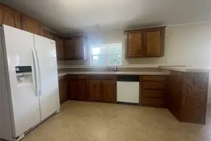 1550 Alpine Trail, San Marcos, TX 78666 - Photo 5