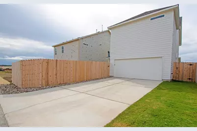 124 Barret Drive, Liberty Hill, TX 78642 - Photo 15