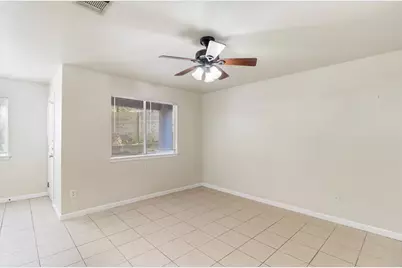887 Sagewood Trail, San Marcos, TX 78666 - Photo 5