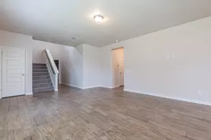 746 Farmers Dell St, New Braunfels, TX 78130 - Photo 7