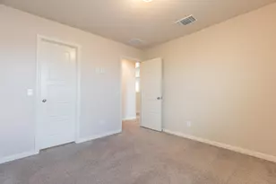 746 Farmers Dell St, New Braunfels, TX 78130 - Photo 9