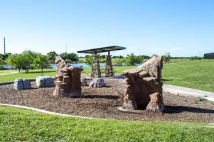 918 Estate Dr Dr, Hutto, TX 78634 - Photo 37