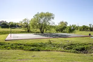 918 Estate Dr Dr, Hutto, TX 78634 - Photo 35