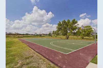 918 Estate Dr Drive, Hutto, TX 78634 - Photo 39