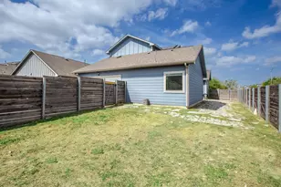8709 Slater Dr, Austin, TX 78747 - Photo 25