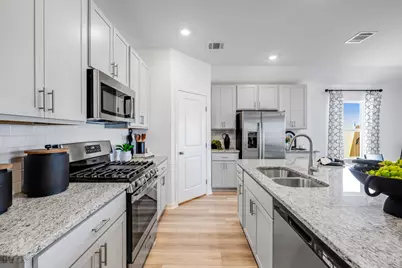 94 Flowers Avenue, Hutto, TX 78634 - Photo 19