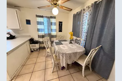 1210 Delano Street, Austin, TX 78721 - Photo 5