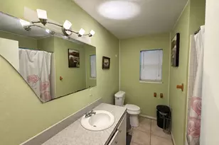1210 Delano St, Austin, TX 78721 - Photo 13