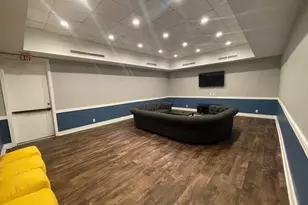 935 La Posada Dr, Austin, TX 78752 - Photo 31