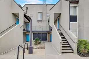 935 La Posada Dr, Austin, TX 78752 - Photo 35