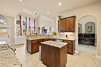 523 Walsh Hill Trail, Cedar Park, TX 78613 - Photo 9