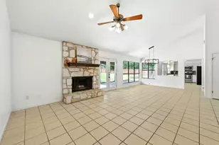 1010 Serenada Dr, Georgetown, TX 78628 - Photo 11