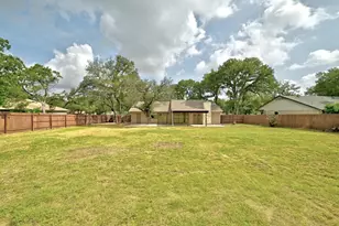 1010 Serenada Dr, Georgetown, TX 78628 - Photo 33