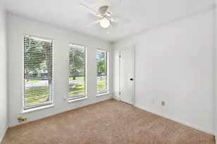 1010 Serenada Dr, Georgetown, TX 78628 - Photo 27