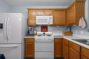 214 Pentire Way, Hutto, TX 78634 - Photo 13