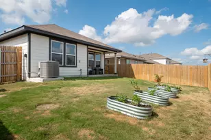 165 Santa Rosa Ln, Buda, TX 78610 - Photo 17