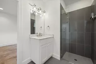 1008 Muse Ln, Austin, TX 78702 - Photo 35
