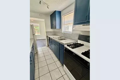 1205 Olander Street, Austin, TX 78702 - Photo 9