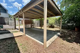 1205 Olander St, Austin, TX 78702 - Photo 23