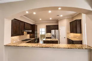 12320 Montclair Bend, Austin, TX 78732 - Photo 5