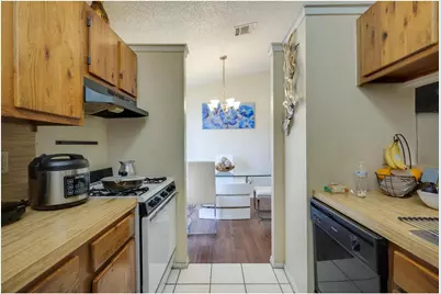 11919 Sunhillow Bend #B, Austin, TX 78758 - Photo 5