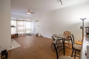 807 W 25th St, Austin, TX 78705 - Photo 3