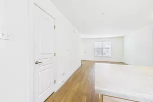 711 W 32nd St, Austin, TX 78705 - Photo 7