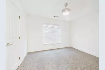 711 W 32 Street #155, Austin, TX 78705 - Photo 15