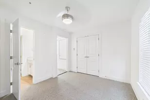 711 W 32nd St, Austin, TX 78705 - Photo 19