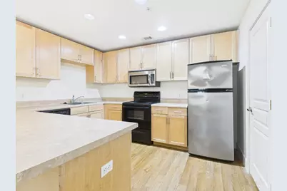 711 W 32 Street #155, Austin, TX 78705 - Photo 5