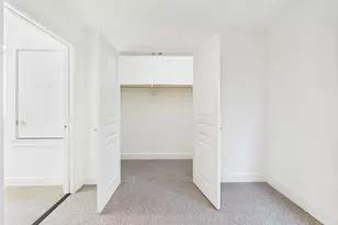 711 W 32nd St, Austin, TX 78705 - Photo 27