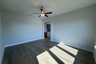 129 Clancy Dr, Liberty Hill, TX 78642 - Photo 27