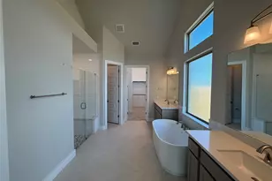 129 Clancy Dr, Liberty Hill, TX 78642 - Photo 13