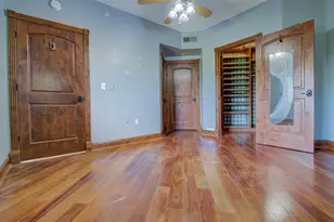 54 Rainey St, Austin, TX 78701 - Photo 17