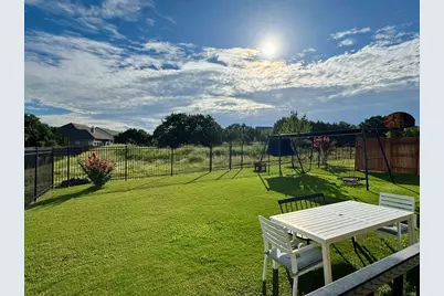1202 Sage Thrasher Circle, Dripping Springs, TX 78620 - Photo 29