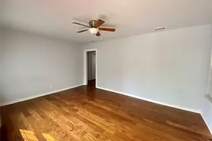 609 W Odell St, Austin, TX 78752 - Photo 3