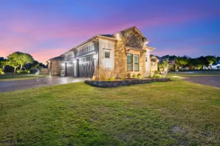 401 Highland Bluff Dr, Georgetown, TX 78633 - Photo 3