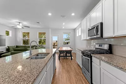 7106 Silver Star Lane, Austin, TX 78744 - Photo 7