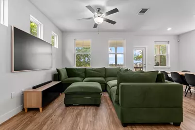 7106 Silver Star Lane, Austin, TX 78744 - Photo 11